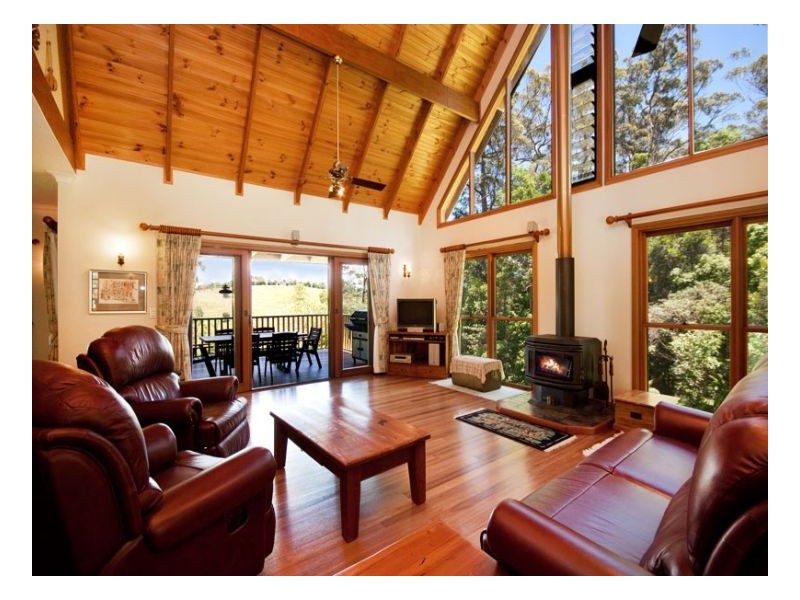 154 Engle Road, Maleny QLD 4552