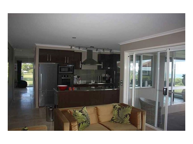 Balmoral Ridge QLD 4552