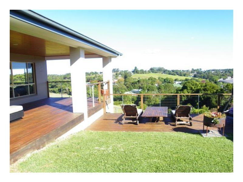 12 Greenhills Esplanade, Maleny QLD 4552