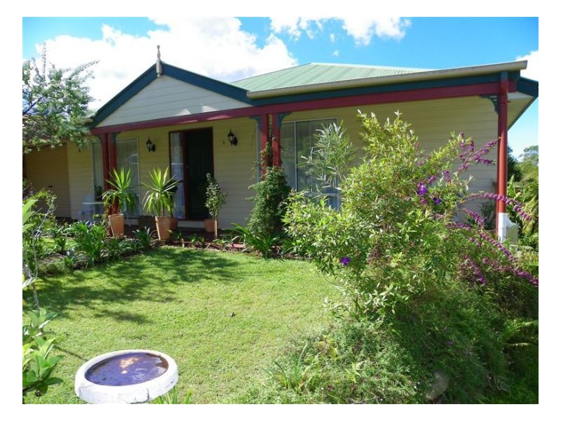 5 Pinewood Circuit, Maleny QLD 4552
