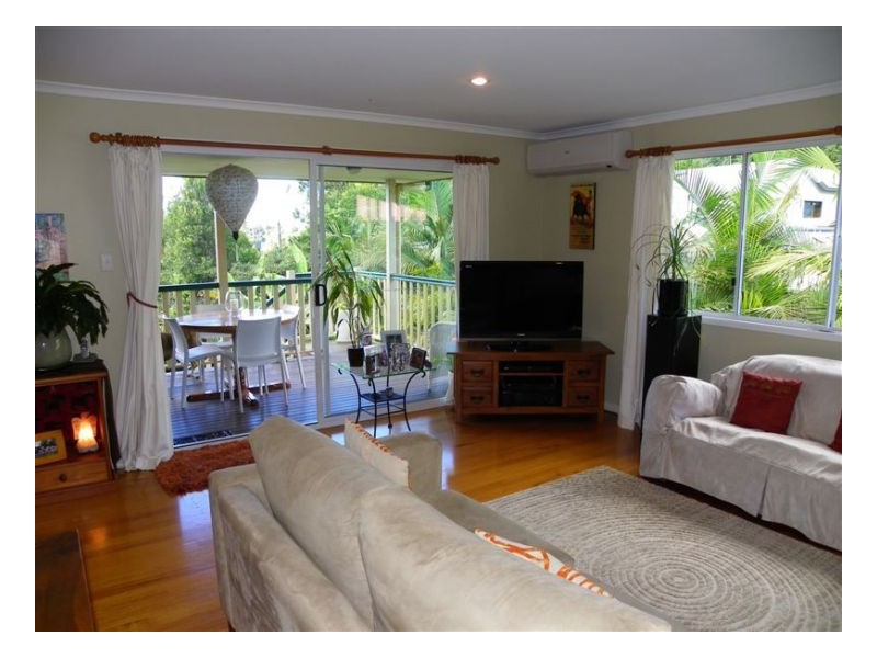 5 Pinewood Circuit, Maleny QLD 4552