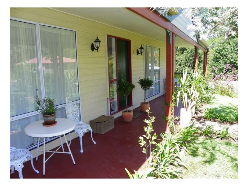 5 Pinewood Circuit, Maleny QLD 4552