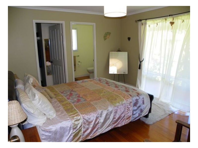 5 Pinewood Circuit, Maleny QLD 4552