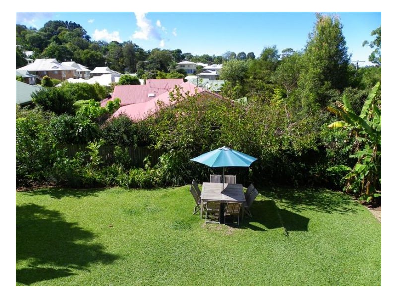 5 Pinewood Circuit, Maleny QLD 4552