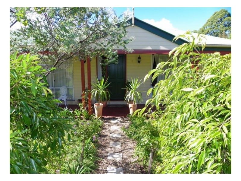 5 Pinewood Circuit, Maleny QLD 4552