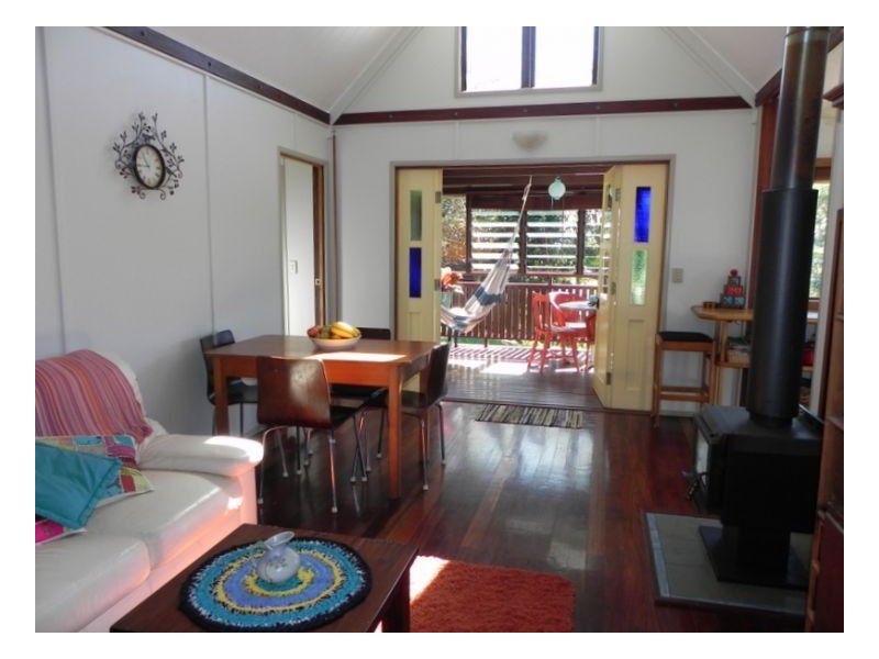 21 Pinewood Circuit, Maleny QLD 4552