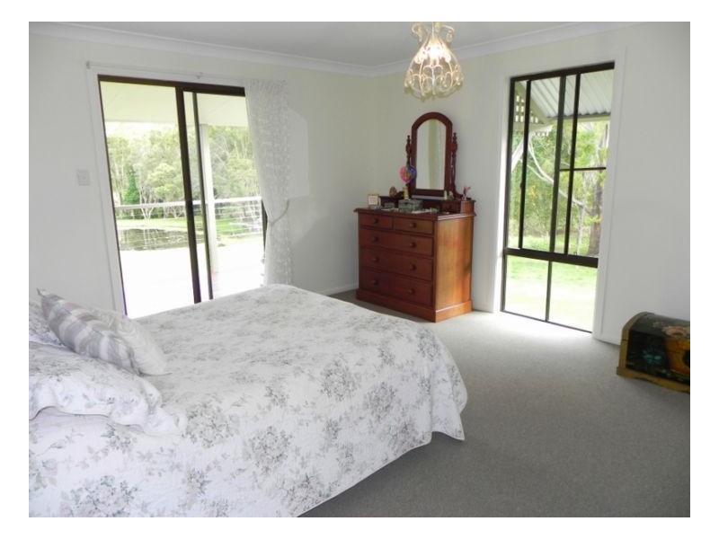 24 Attunga Court, Maleny QLD 4552