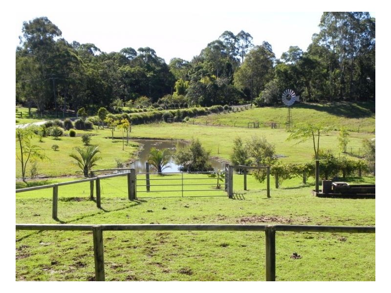 10 Teutoberg Avenue, Maleny QLD 4552