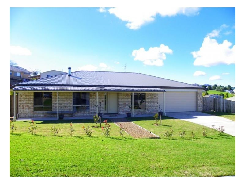 15 Macaranga Street, Maleny QLD 4552