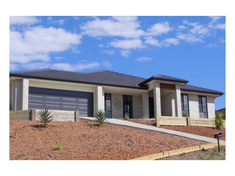 10 Woodpecker Close, Maleny QLD 4552