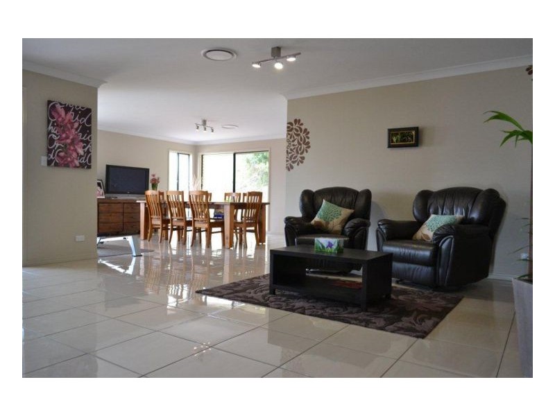 10 Woodpecker Close, Maleny QLD 4552