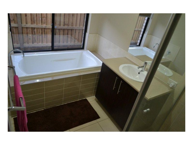 10 Woodpecker Close, Maleny QLD 4552