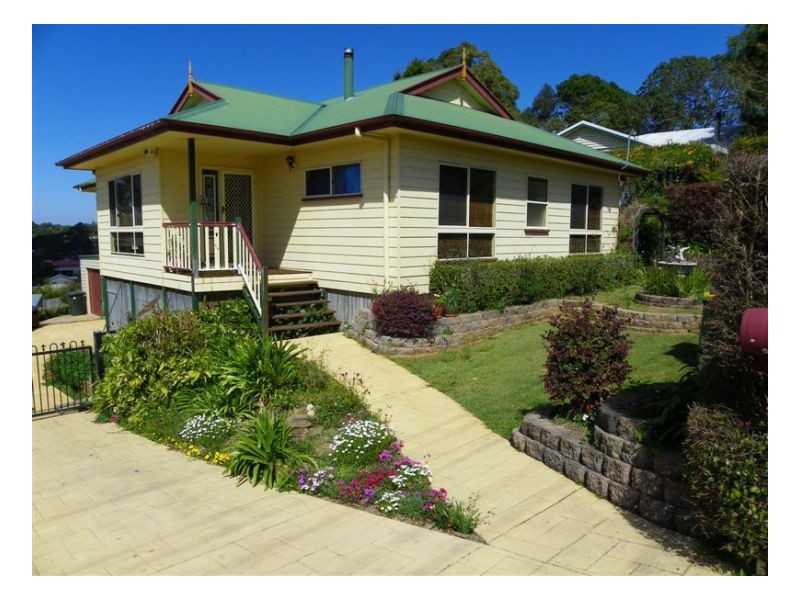 36 Tamarind Street, Maleny QLD 4552