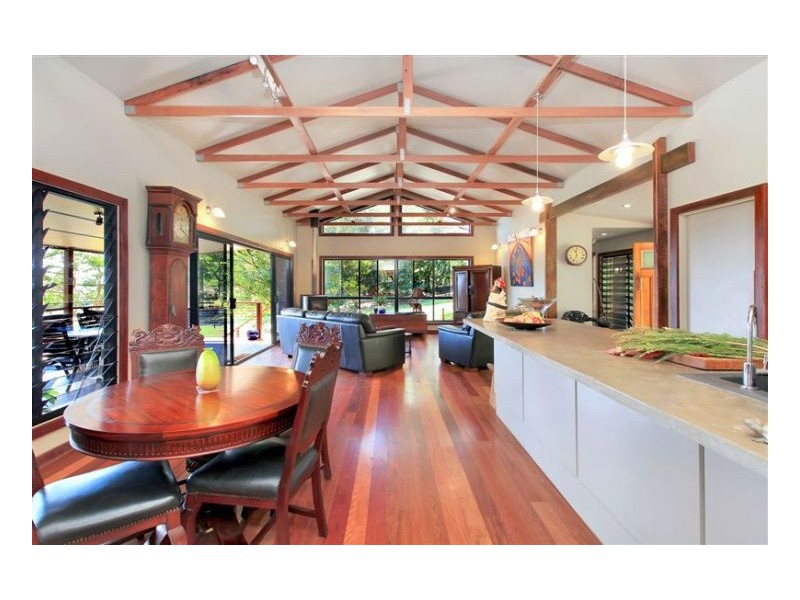 576 Mountain View Road, Maleny QLD 4552