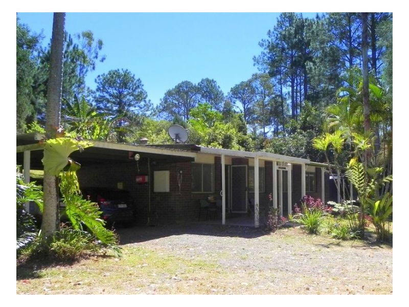 105 River Road, Peachester QLD 4519