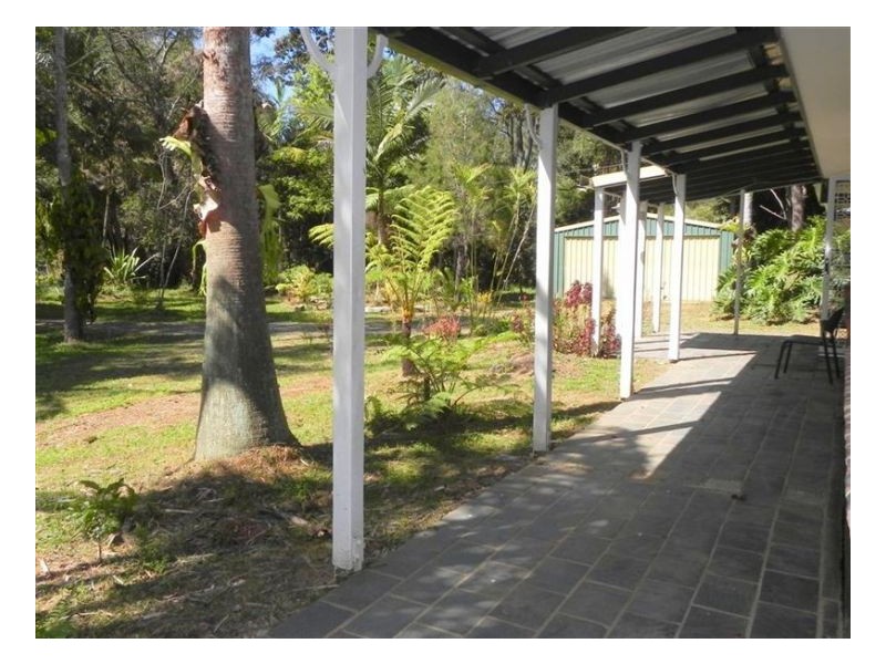 105 River Road, Peachester QLD 4519