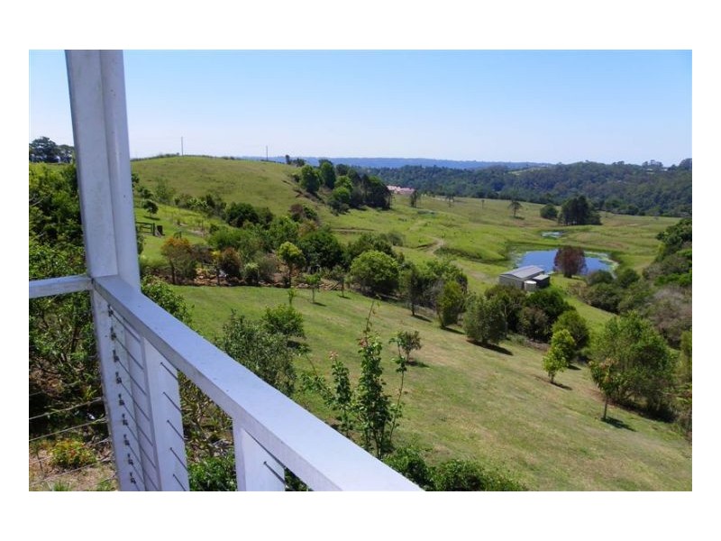 15 Lorikeet Lane, Maleny QLD 4552