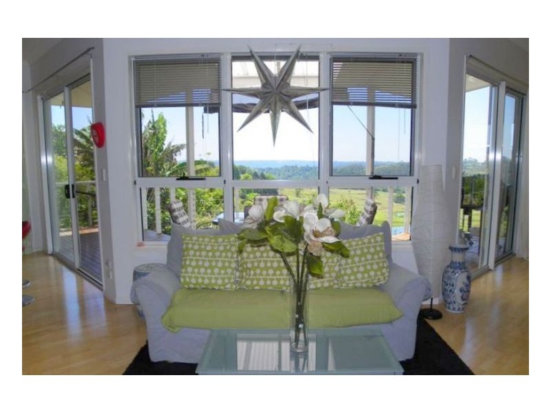 15 Lorikeet Lane, Maleny QLD 4552