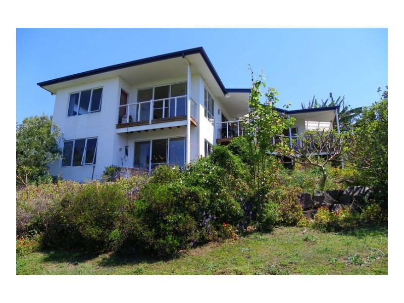 15 Lorikeet Lane, Maleny QLD 4552
