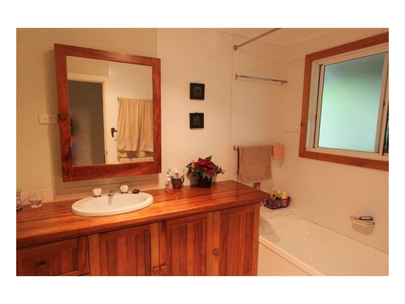 28 Rosella, Maleny QLD 4552