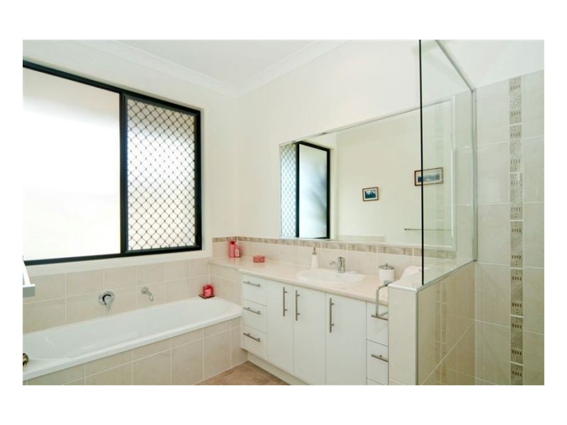 8/349 Balmoral Road, Montville QLD 4560