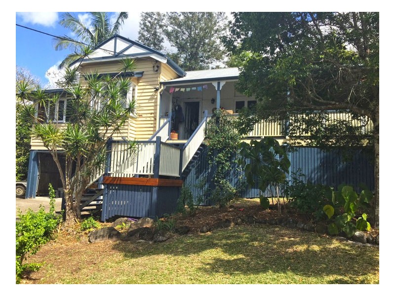 17 Ocean View Road, Mount Mellum QLD 4550