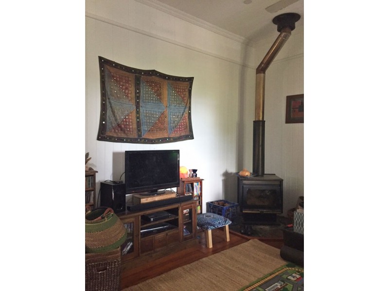 17 Ocean View Road, Mount Mellum QLD 4550