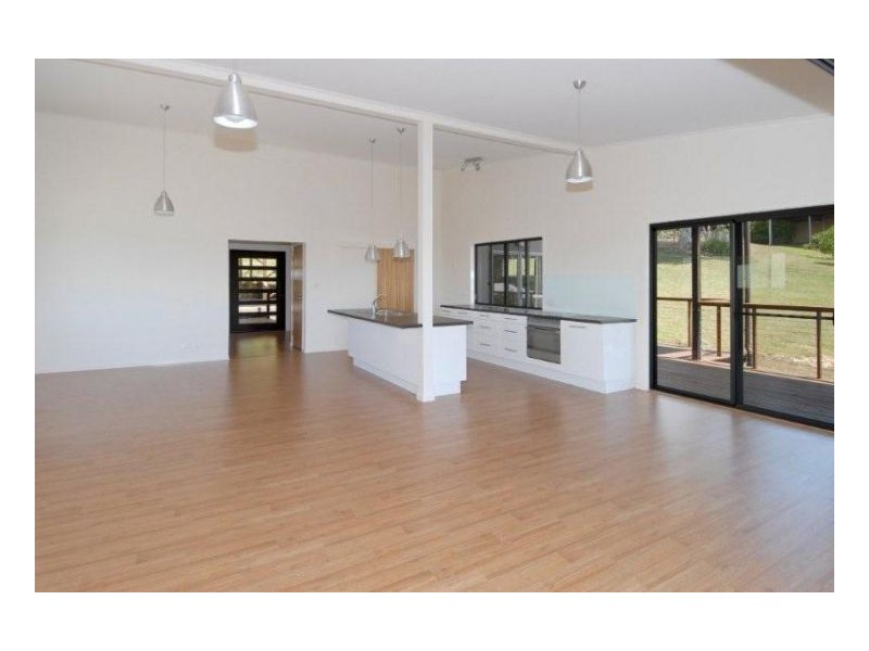 7 Sunnyside Court, Maleny QLD 4552