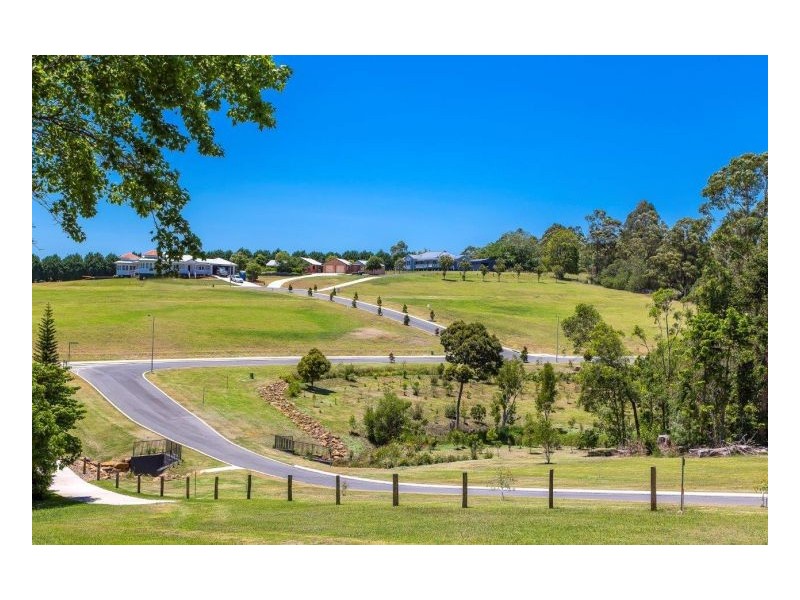 45 Treehaven Way, Maleny QLD 4552