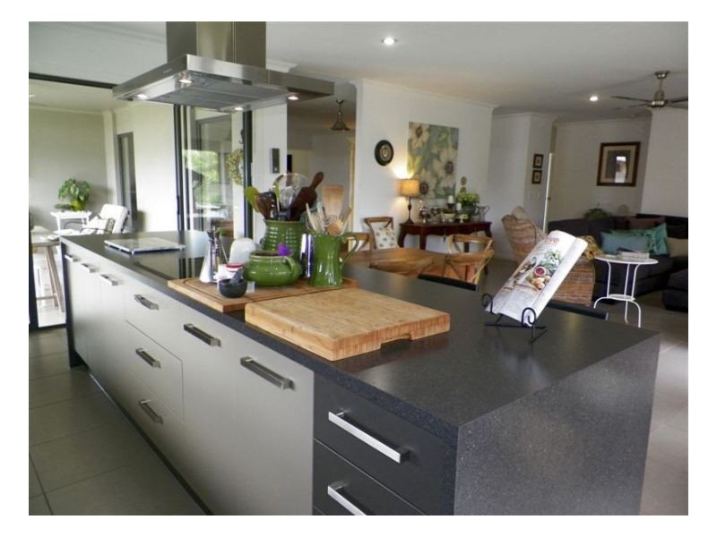 8 Macaranga Street, Maleny QLD 4552