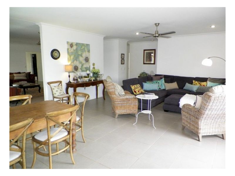 8 Macaranga Street, Maleny QLD 4552