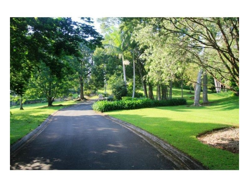 11 The Rangers Estate, 43-45 Western Avenue, Montville QLD 4560