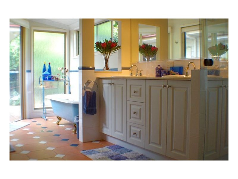 11 The Rangers Estate, 43-45 Western Avenue, Montville QLD 4560