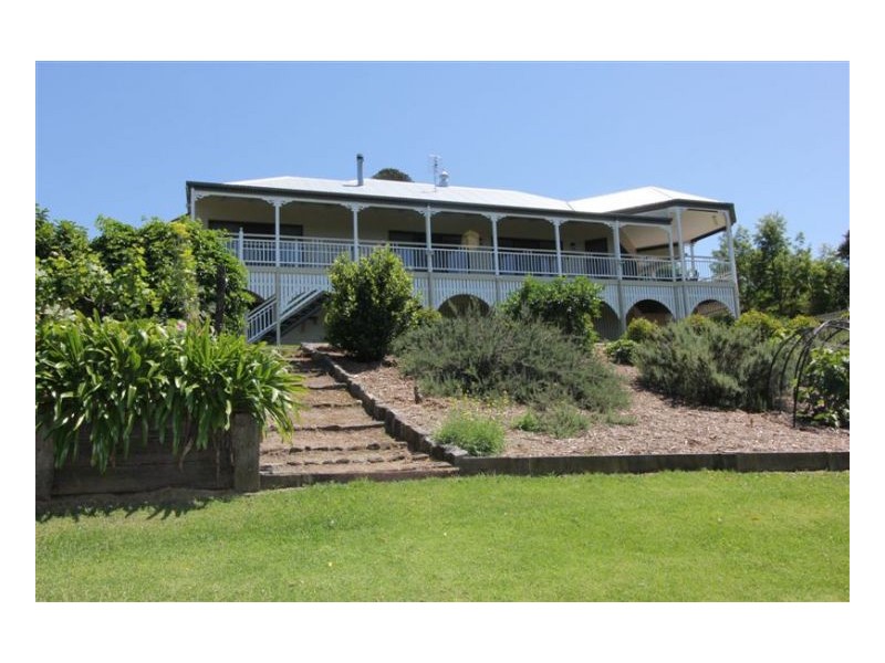 17 Obi Lane, Maleny QLD 4552