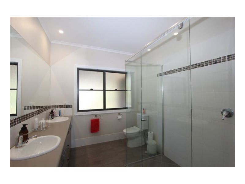 17 Obi Lane, Maleny QLD 4552