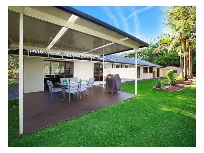 33 Burgess Avenue, Maleny QLD 4552