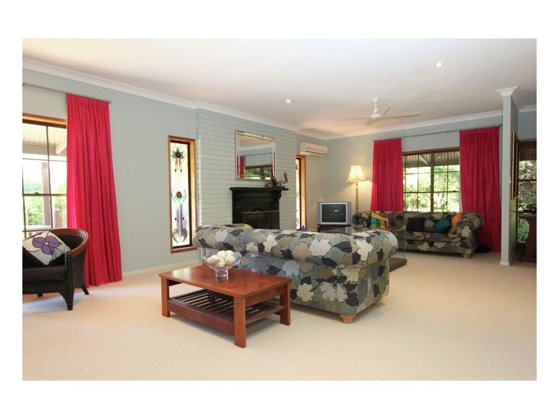 31 Beechwood Road, Maleny QLD 4552