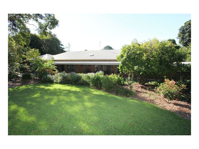 31 Beechwood Road, Maleny QLD 4552