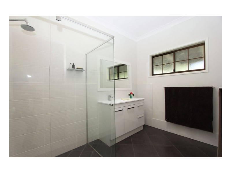 31 Beechwood Road, Maleny QLD 4552