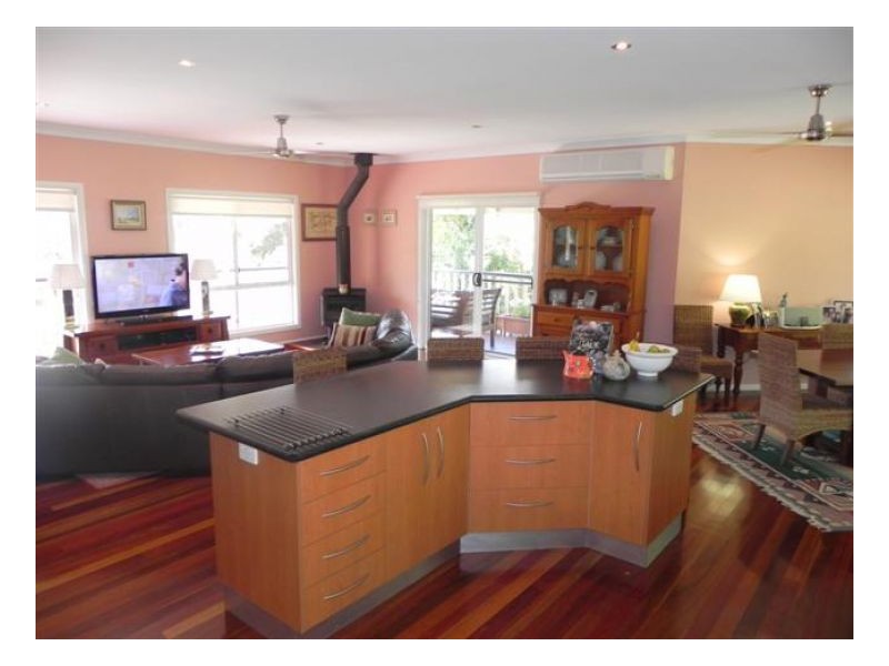 Balmoral Ridge QLD 4552