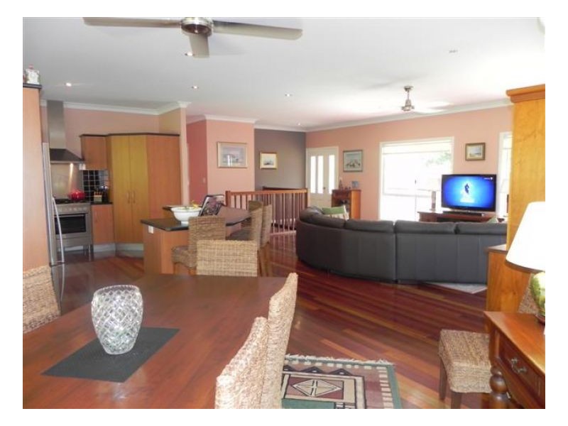 Balmoral Ridge QLD 4552