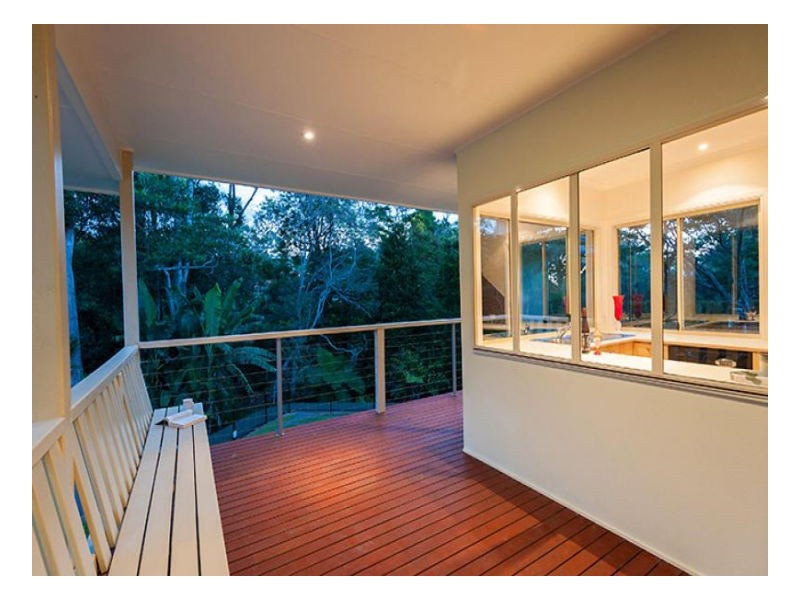 8A Centenary Drive (Upstairs), Maleny QLD 4552