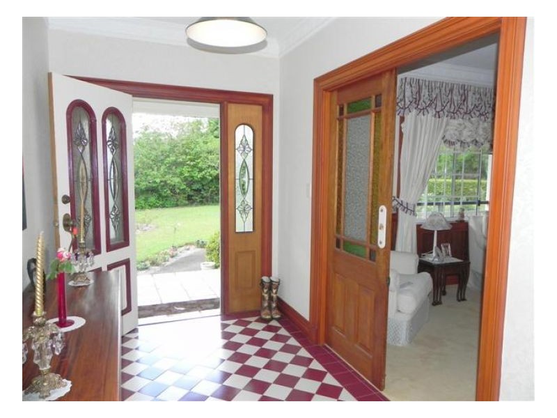 8 Glover Court, Montville QLD 4560