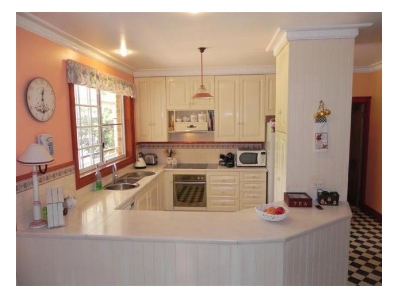 8 Glover Court, Montville QLD 4560