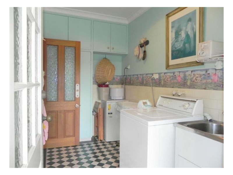 8 Glover Court, Montville QLD 4560