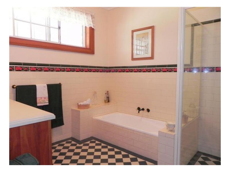 8 Glover Court, Montville QLD 4560