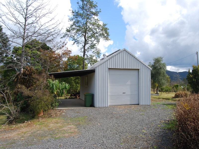 Cambroon QLD 4552
