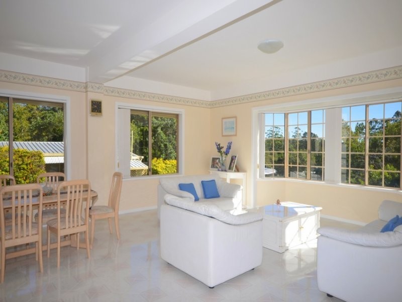 18 Treehaven Way, Maleny QLD 4552