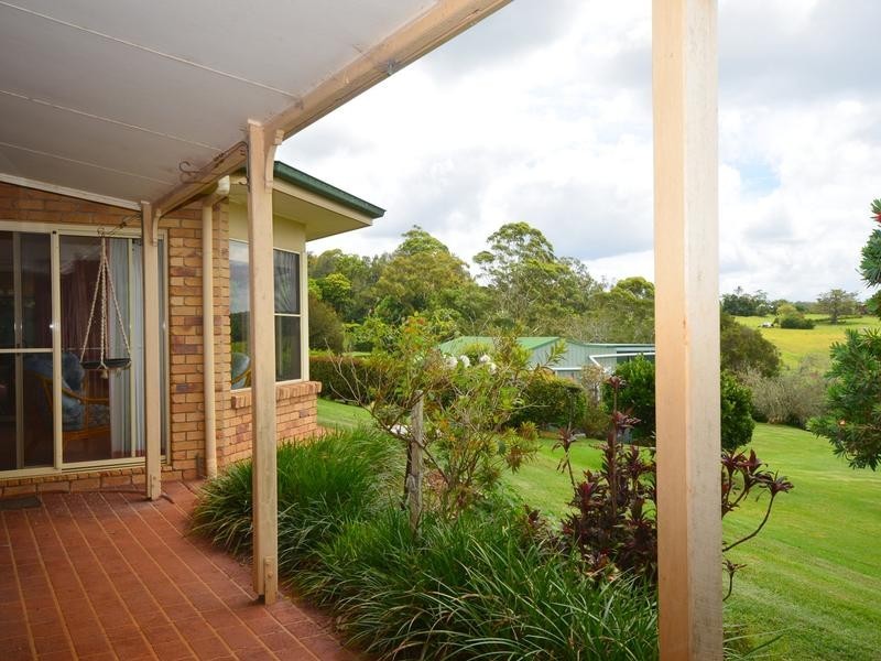 27 Meadow Rd, Reesville QLD 4552