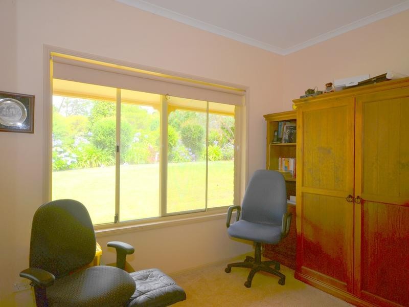 27 Meadow Rd, Reesville QLD 4552